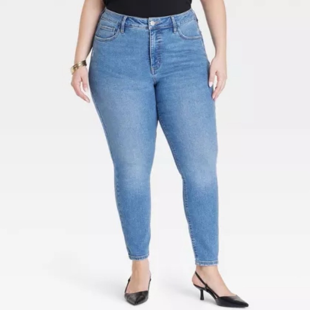High-Rise Skinny Jeans from Ava & Viv Blue Size 20